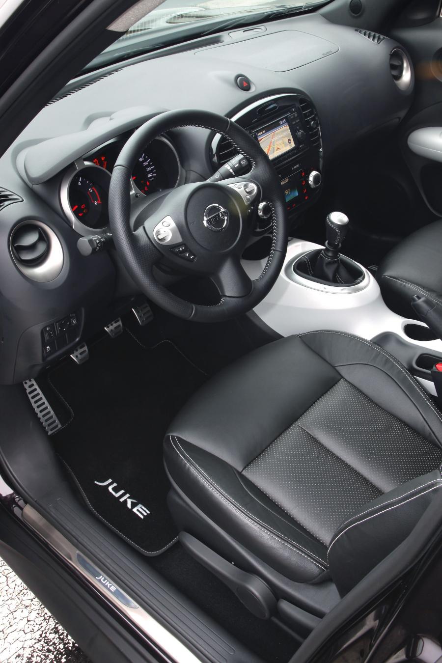  Nissan Juke Shiro 2012 года  (фото 13 из 21)